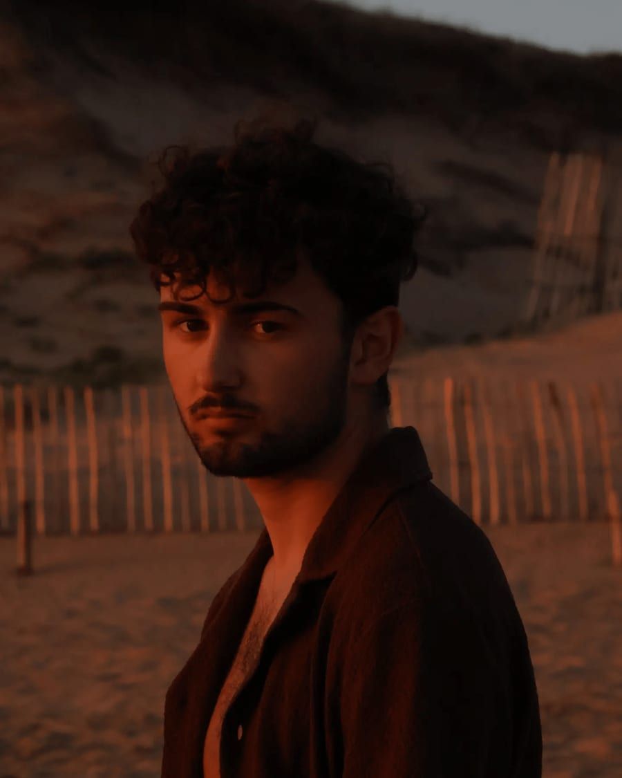 Profil von Alexian